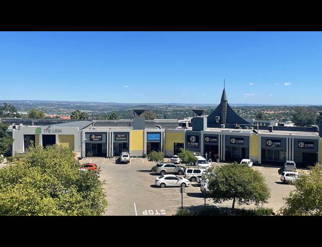 429M² OFFICE TO LET IN HALFWAY HOUSE